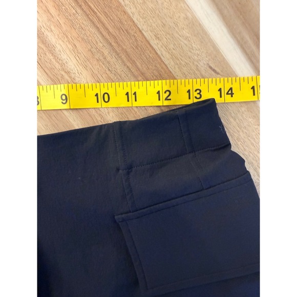 Lululemon Relaxed Fit Super High Rise 4" Cargo Shorts Black High Rise Sz 6 NWOT - Picture 5 of 6